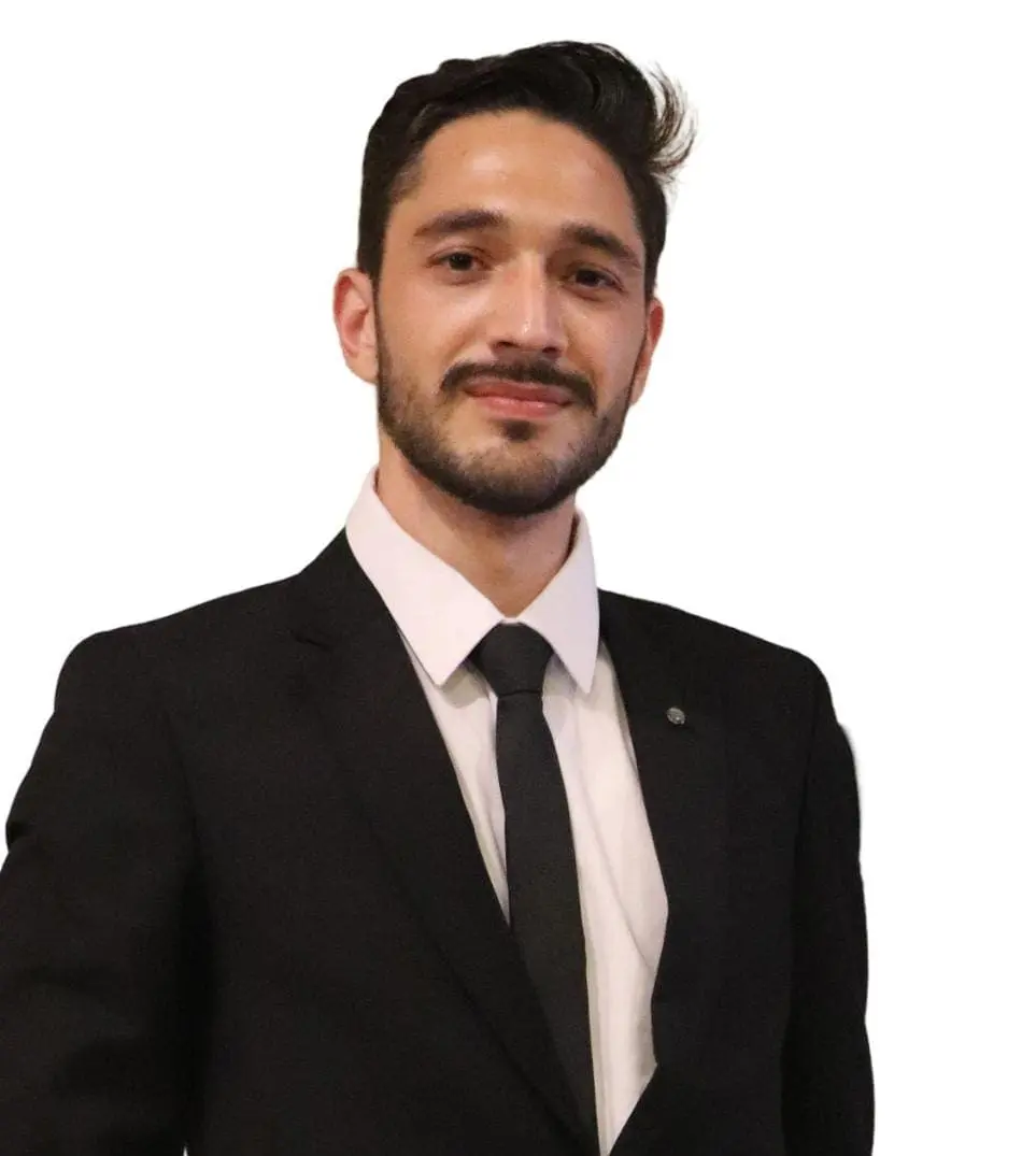 Tax consultant
